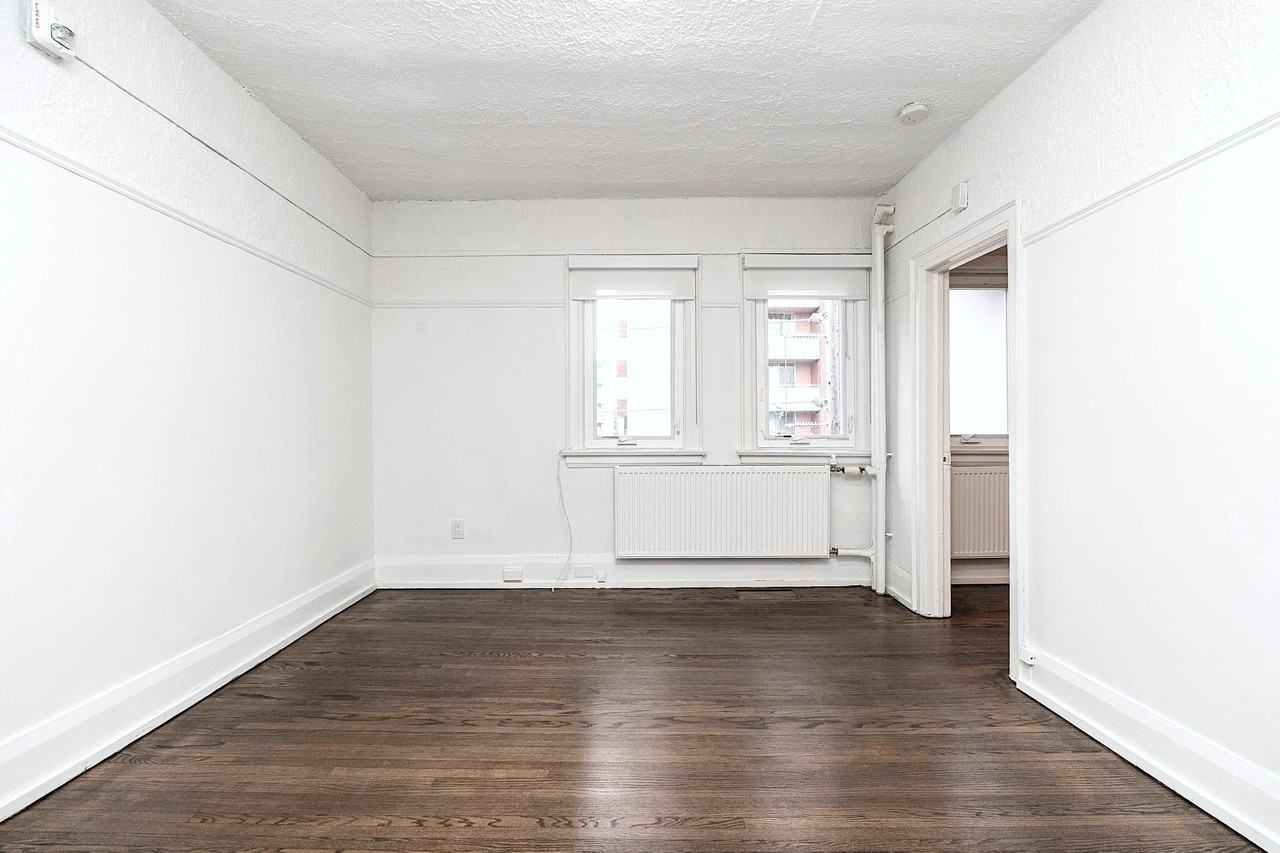 100 Vaughan Road #25 - Photo 2 of 13