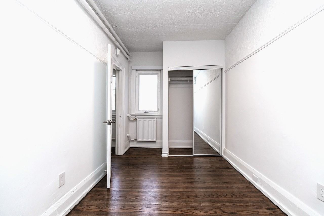 100 Vaughan Road #25 - Photo 5 of 13