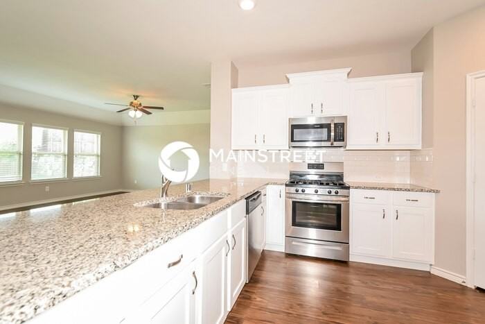 571 Kara Dr - Photo 7 of 16