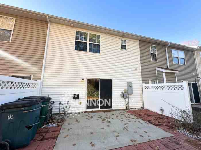 11051 Dixie Hills Dr - Photo 2 of 25