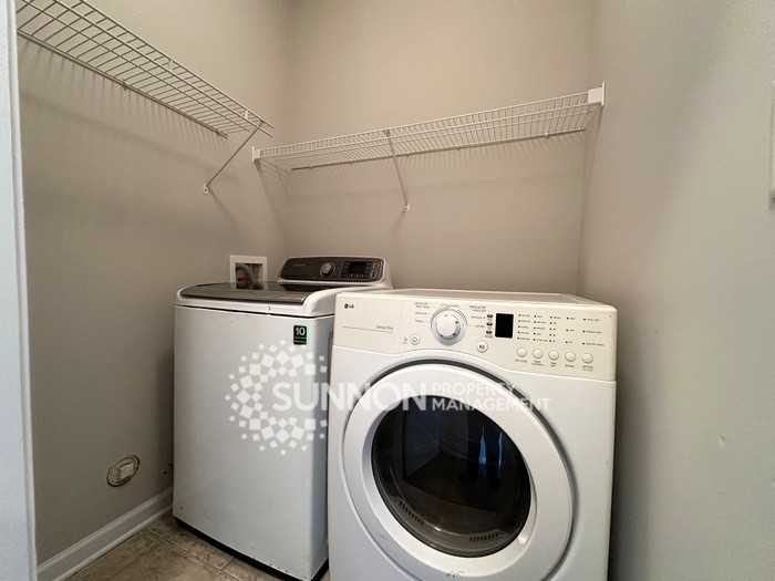 11051 Dixie Hills Dr - Photo 3 of 25