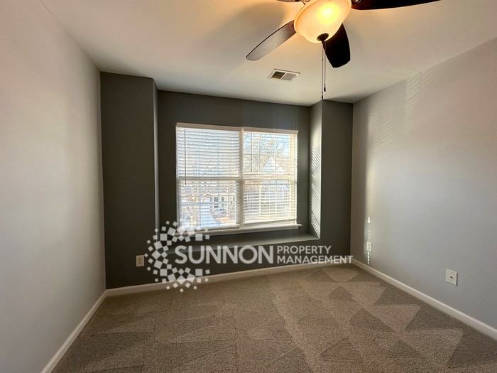 11051 Dixie Hills Dr - Photo 5 of 25