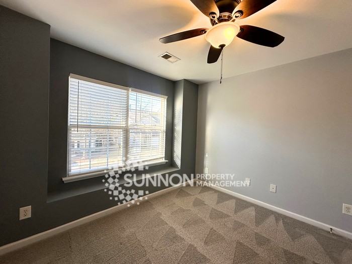 11051 Dixie Hills Dr - Photo 6 of 25