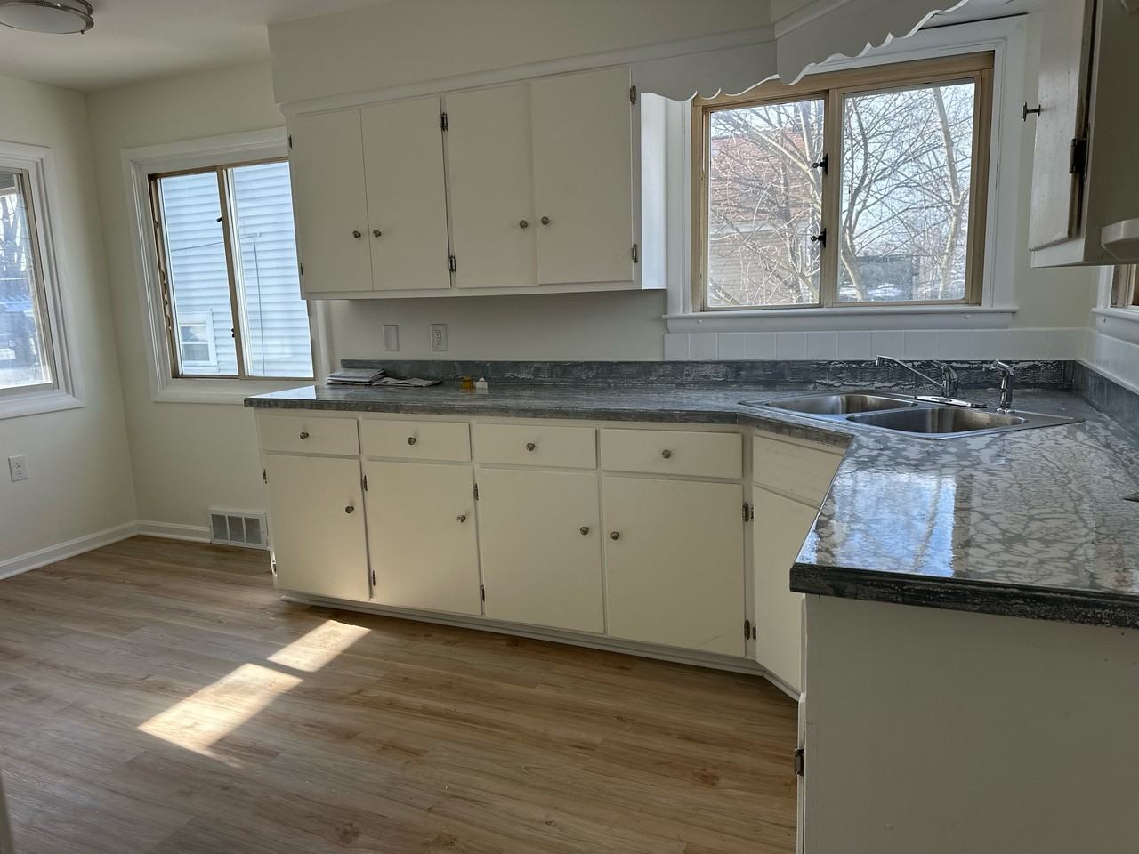 809 Lakewood Blvd #1 - Photo 7 of 13