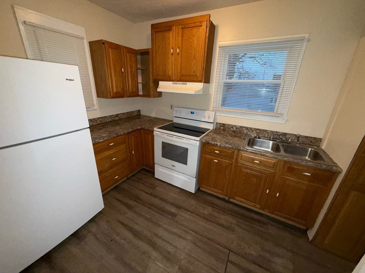 2222 12th St Sw #1 - Photo 4 of 12