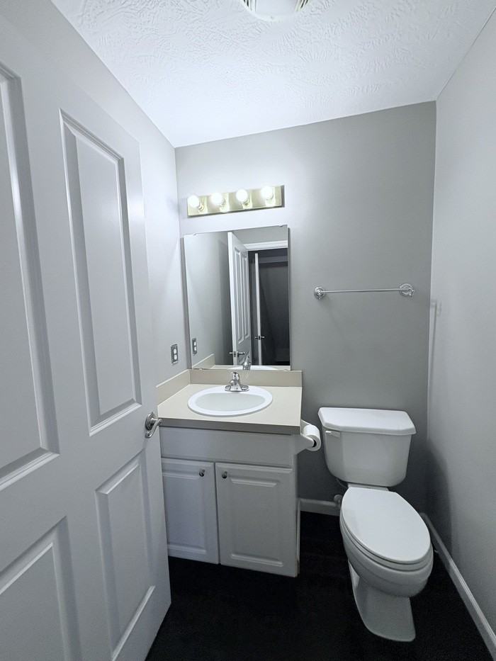 8208 Echo Spring Dr - Photo 4 of 13