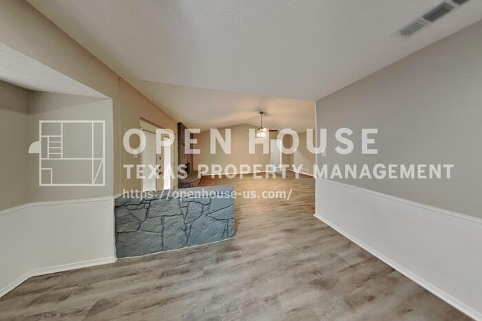 2503 Engleford Dr - Photo 7 of 20