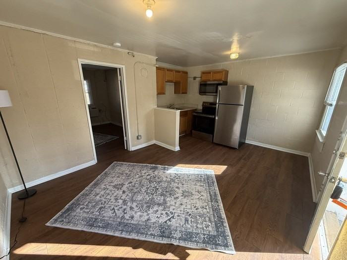 1119 Gurley St #8 - Photo 2 of 4