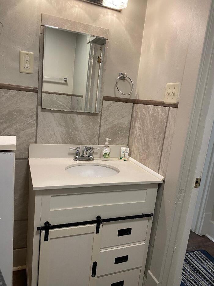 601 Kettle St - Photo 6 of 14