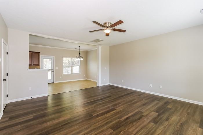 414 Sebastian Dr - Photo 5 of 13