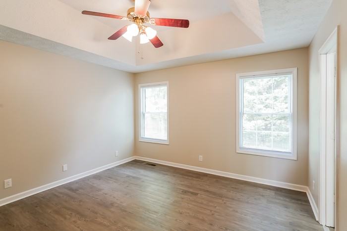 121 Fieldstone Ln - Photo 7 of 11