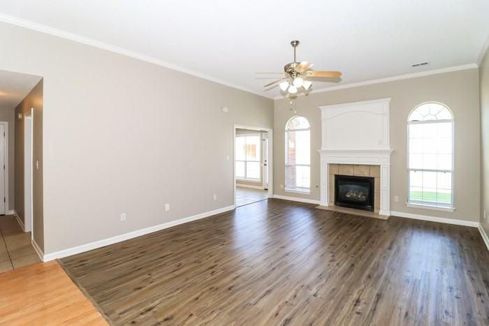 2402 Mason Dr - Photo 4 of 16