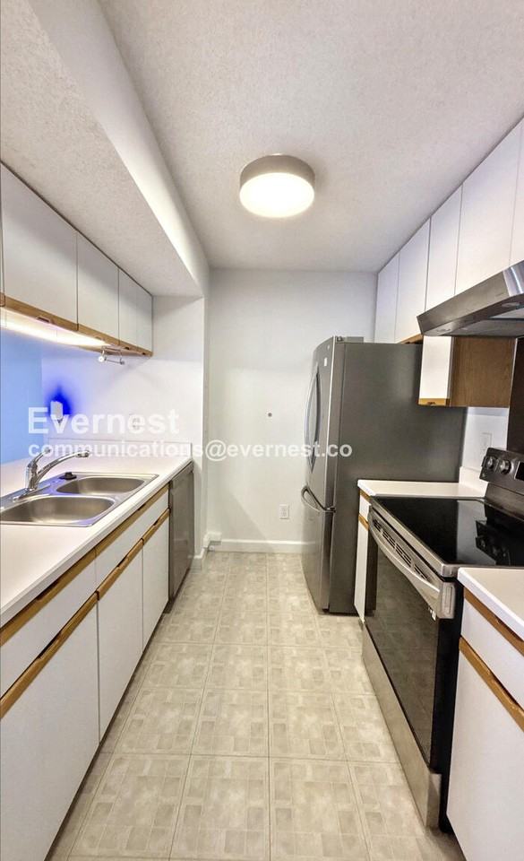 5591 Valencia Park Blvd - Photo 6 of 37