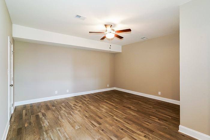 394 Dugger Dr - Photo 6 of 21