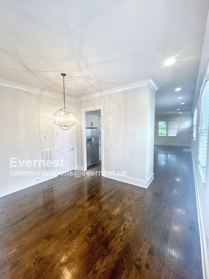 817 Knox Ave #B - Photo 7 of 29