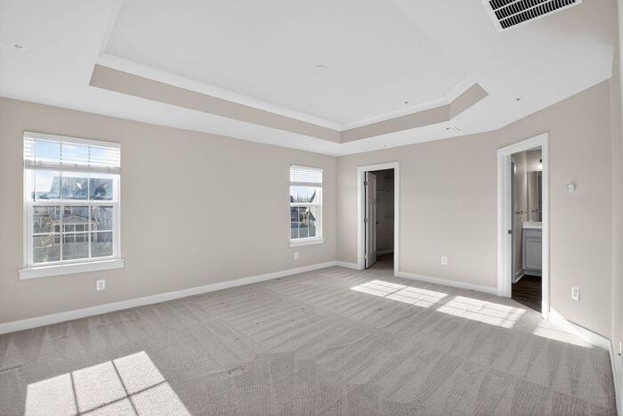 8625 Windon Ct - Photo 4 of 15