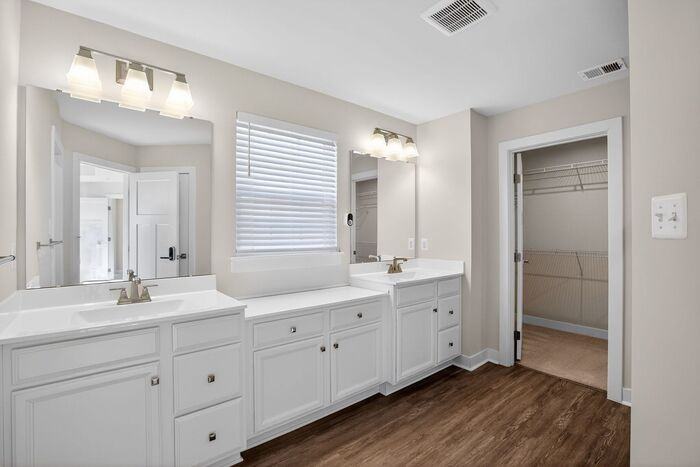 8625 Windon Ct - Photo 5 of 15