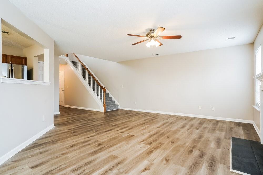 5901 Roteny Ct - Photo 4 of 17