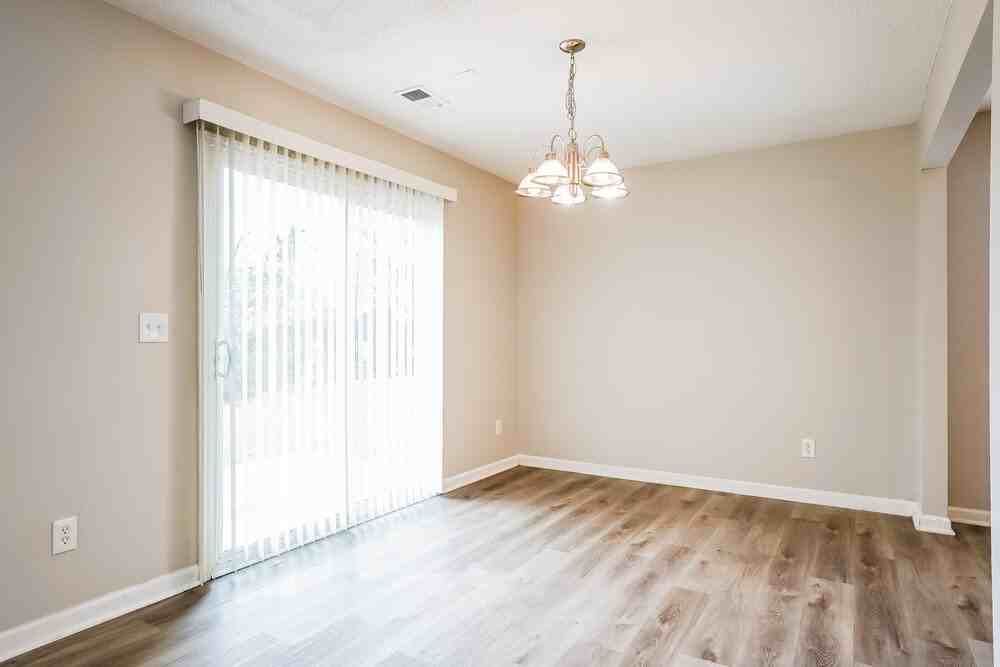 5901 Roteny Ct - Photo 6 of 17