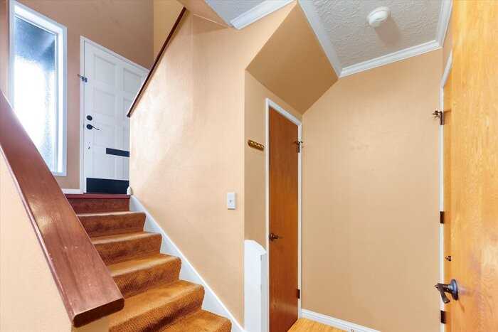 1310 River Rd #9 - Photo 6 of 45