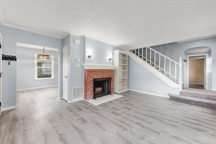 657 22nd Ave - Photo 6 of 47