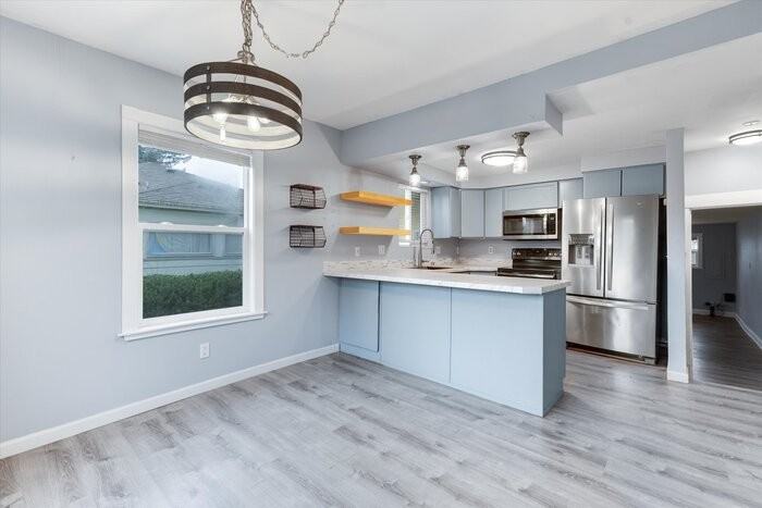 657 22nd Ave - Photo 7 of 47