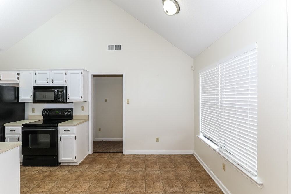 4005 Eagle Ridge Ln - Photo 5 of 15