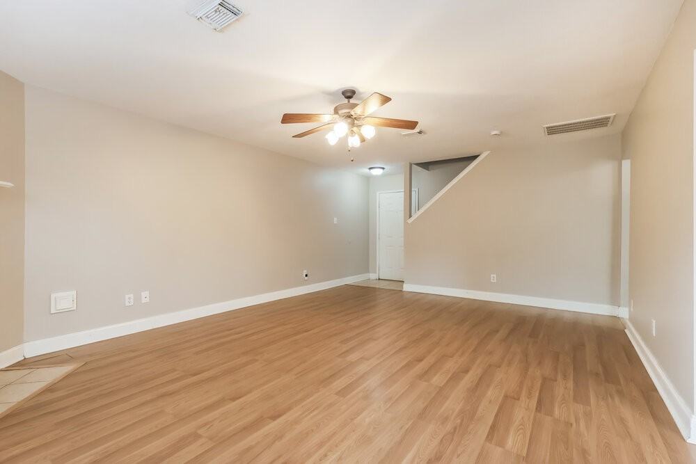 19530 Sandy Bank Dr - Photo 6 of 17