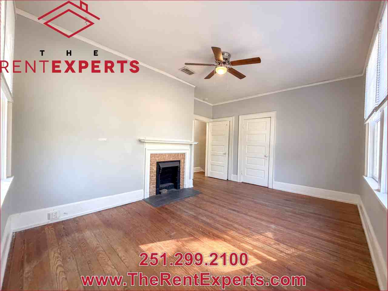 206 5th St #1 - Photo 3 of 20