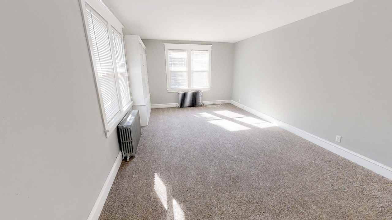214 Rutland Ave #2 - Photo 3 of 7