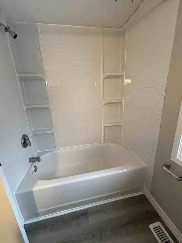 716 Indian Rd N #21 - Photo 6 of 10