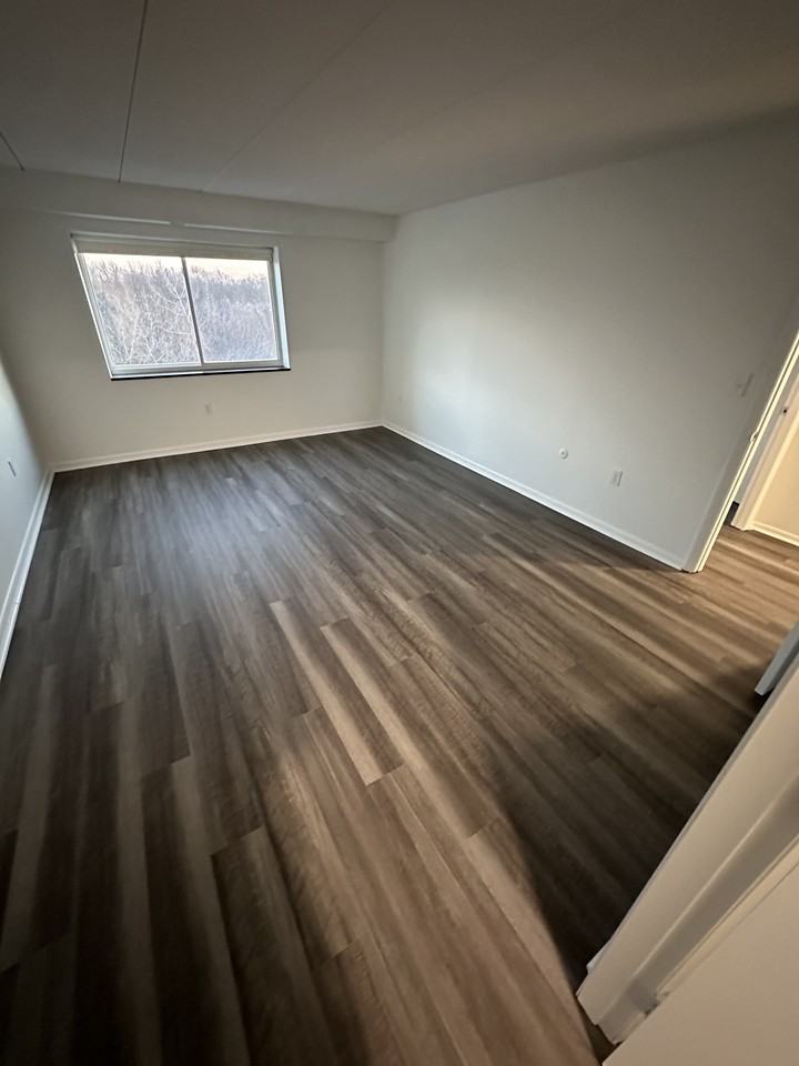 53 Hill Road - Photo 4 of 8