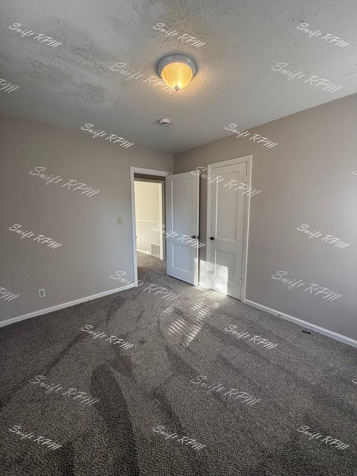 11312 W 67th Ter #1 - Photo 7 of 12