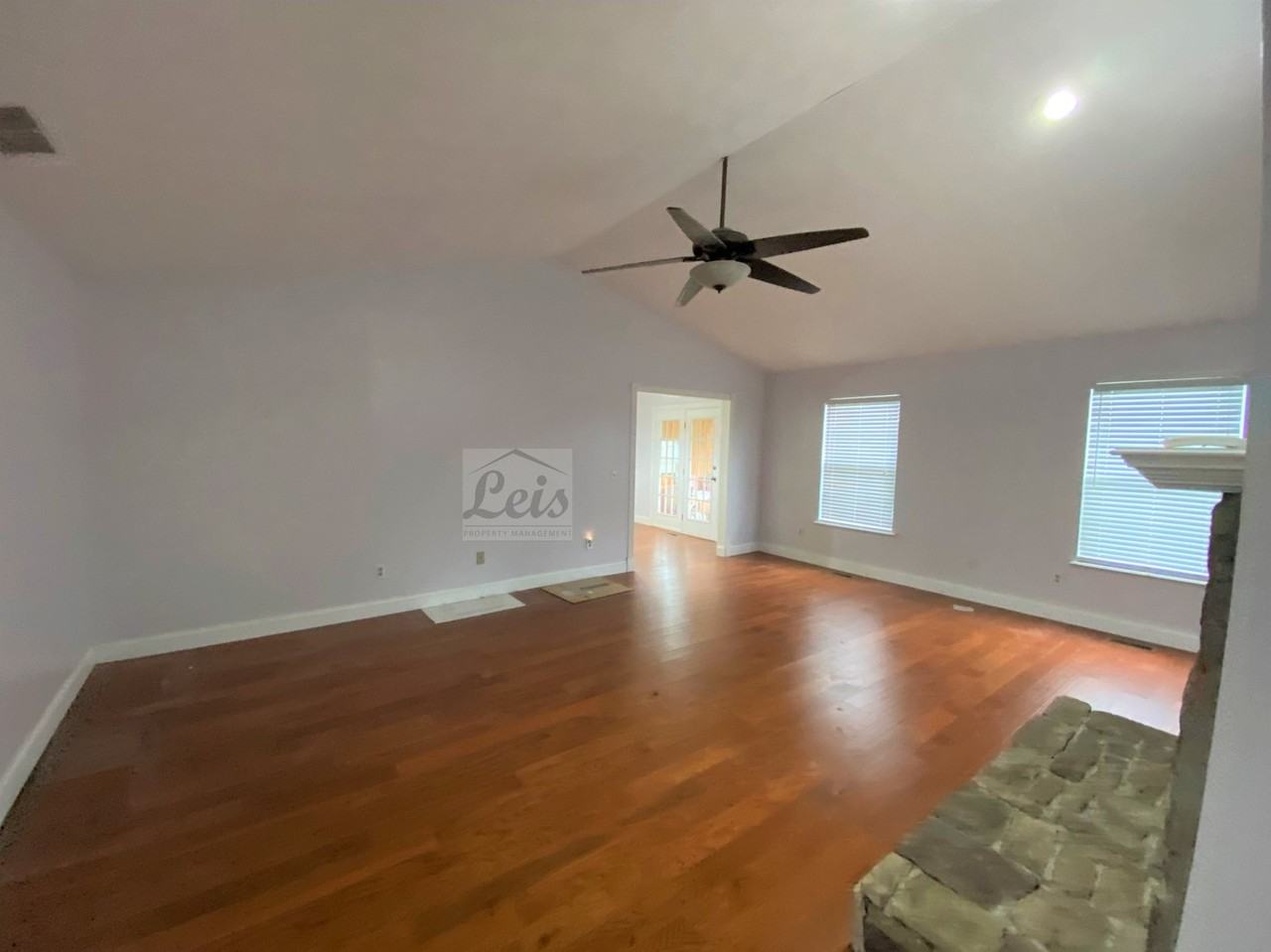 2517 New Castle Dr #1 - Photo 2 of 18