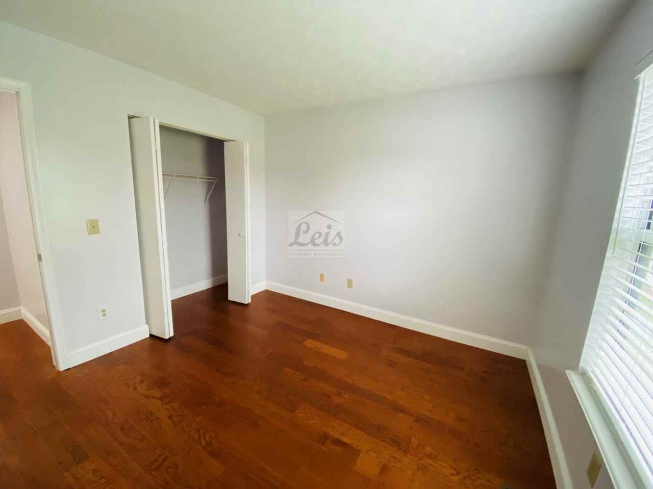 2517 New Castle Dr #1 - Photo 7 of 18