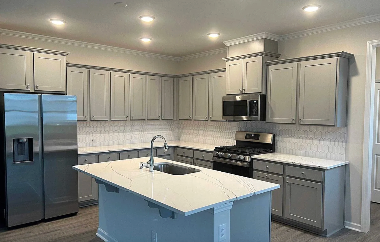 16 Hopper Cir - Photo 2 of 6