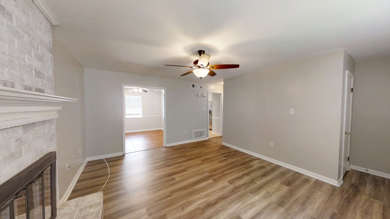 334 Lamplighter Ln #1 - Photo 5 of 25