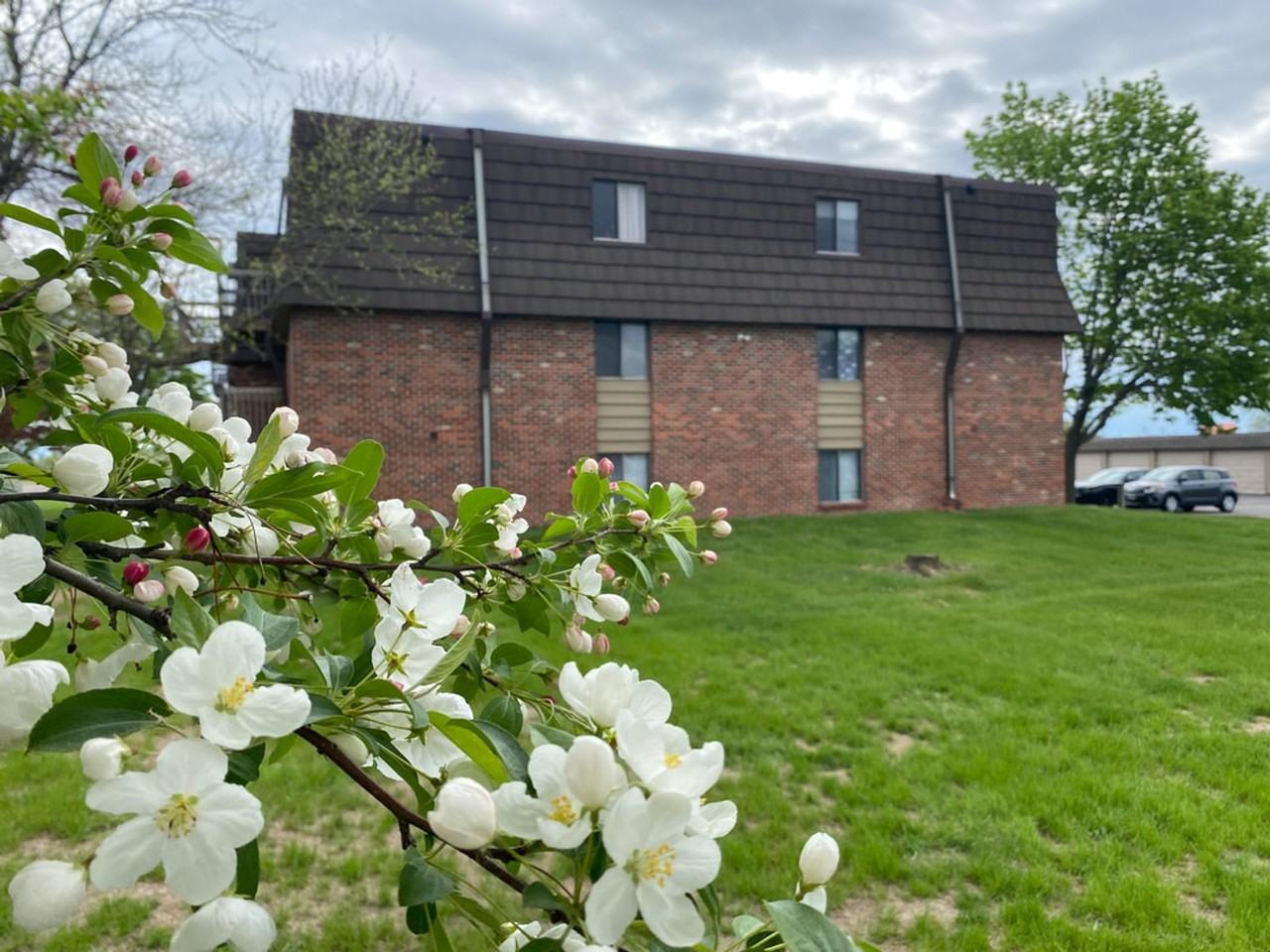 Sherburne Park Estates - Photo 2 of 22