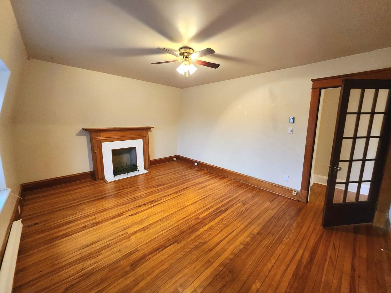 562 Edward Ave #5 - Photo 2 of 25