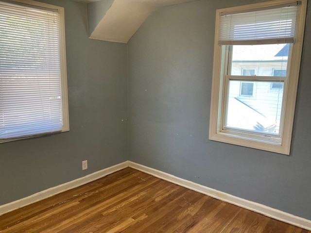 819 W 26th St #1 - Photo 7 of 12