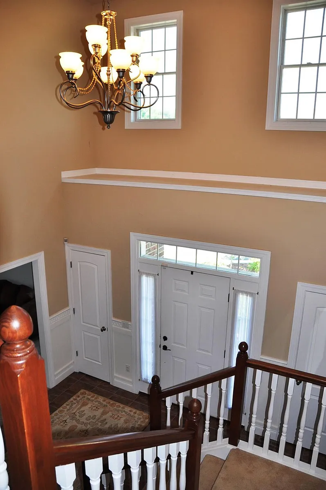 4627 Sunburst Dr #1 - Photo 5 of 35