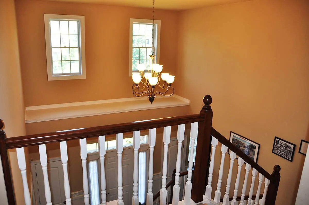 4627 Sunburst Dr #1 - Photo 6 of 35