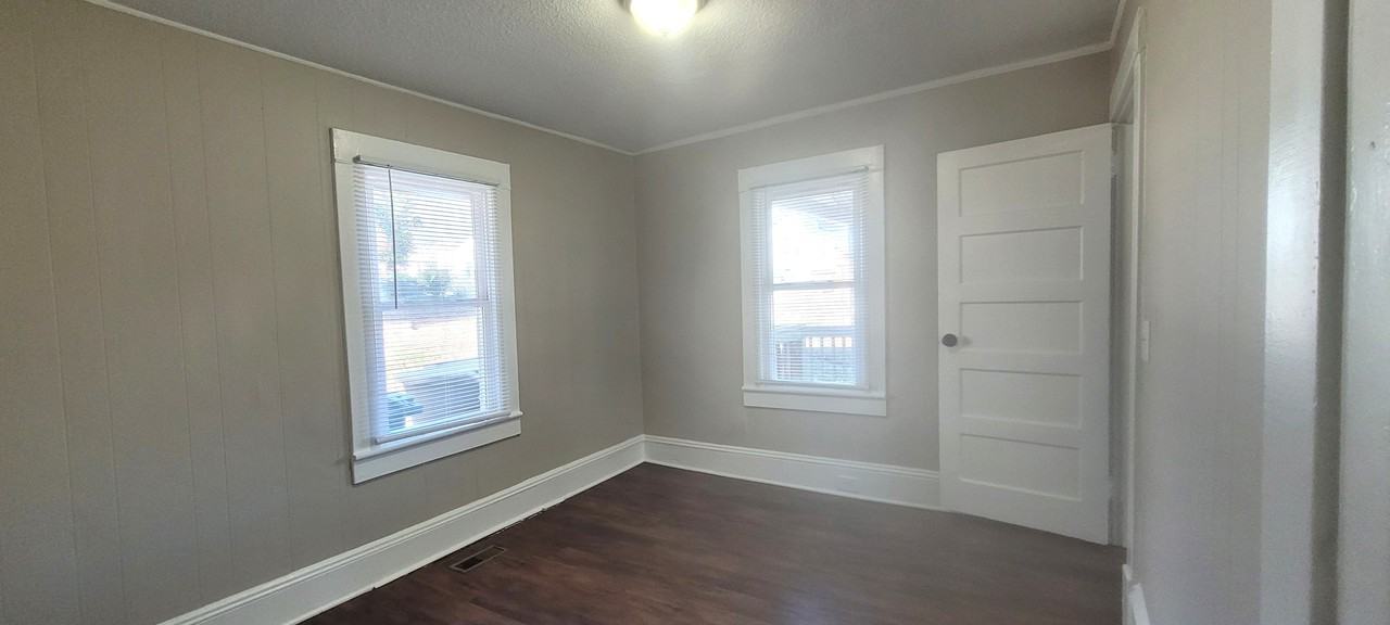 2021 Pine Bluff St #1 - Photo 5 of 12