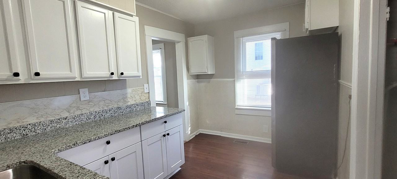 2021 Pine Bluff St #1 - Photo 6 of 12