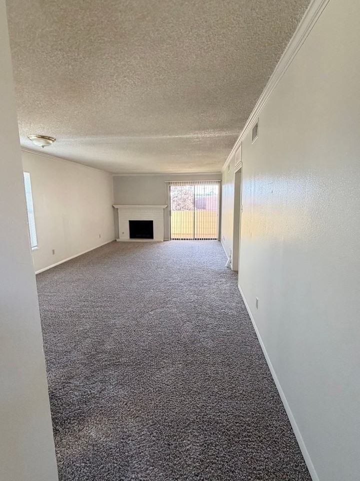 Quail Creek Apts. - Photo 5 of 15