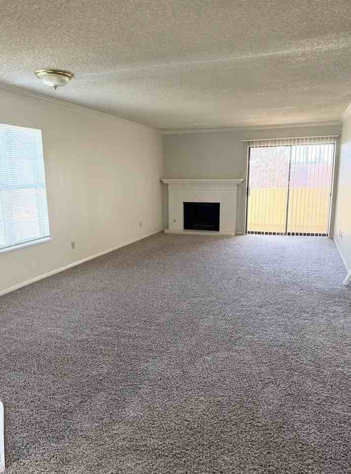 Quail Creek Apts. - Photo 6 of 15