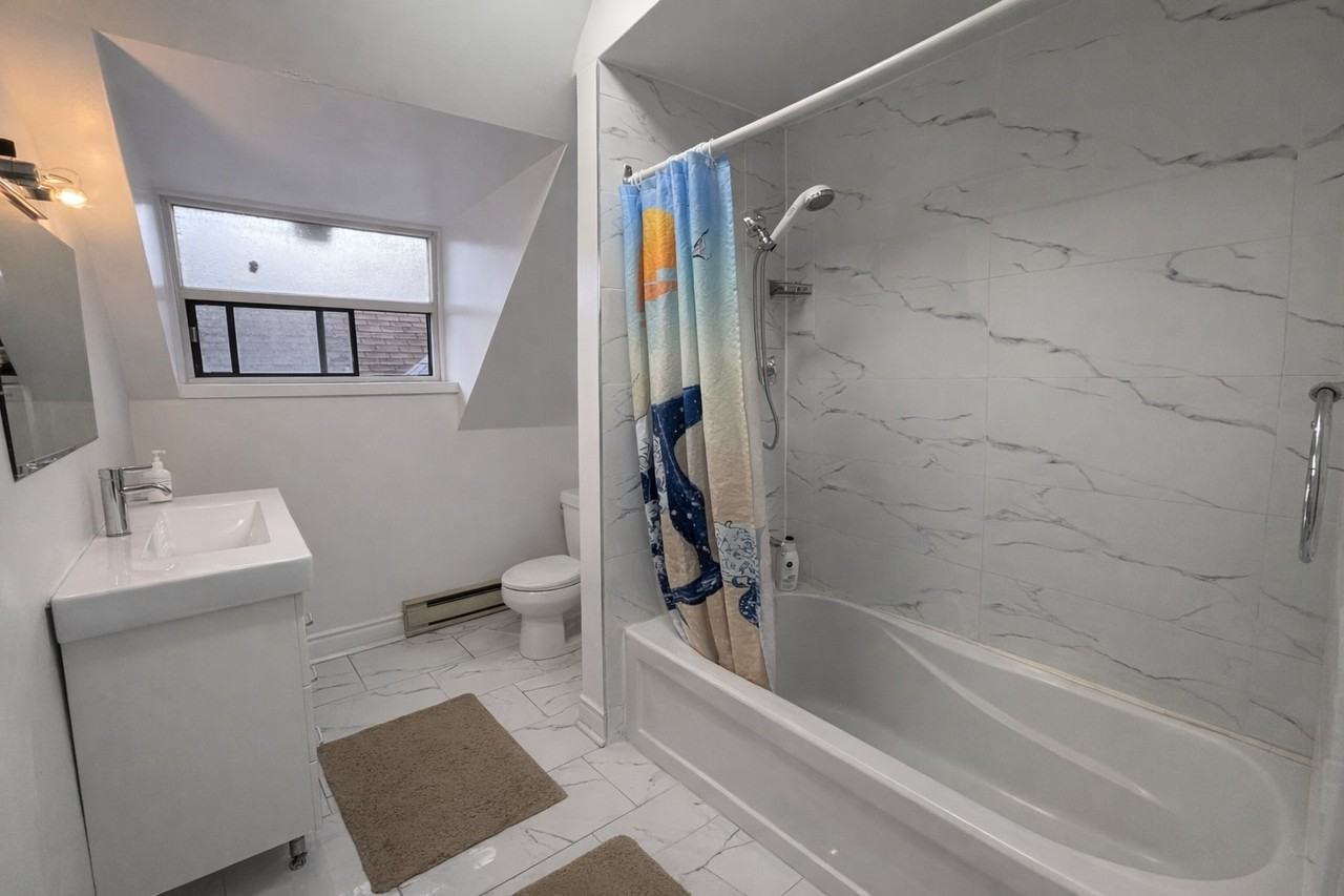 101/103 Spadina Rd - 101 - 6 #101-6 - Photo 6 of 11