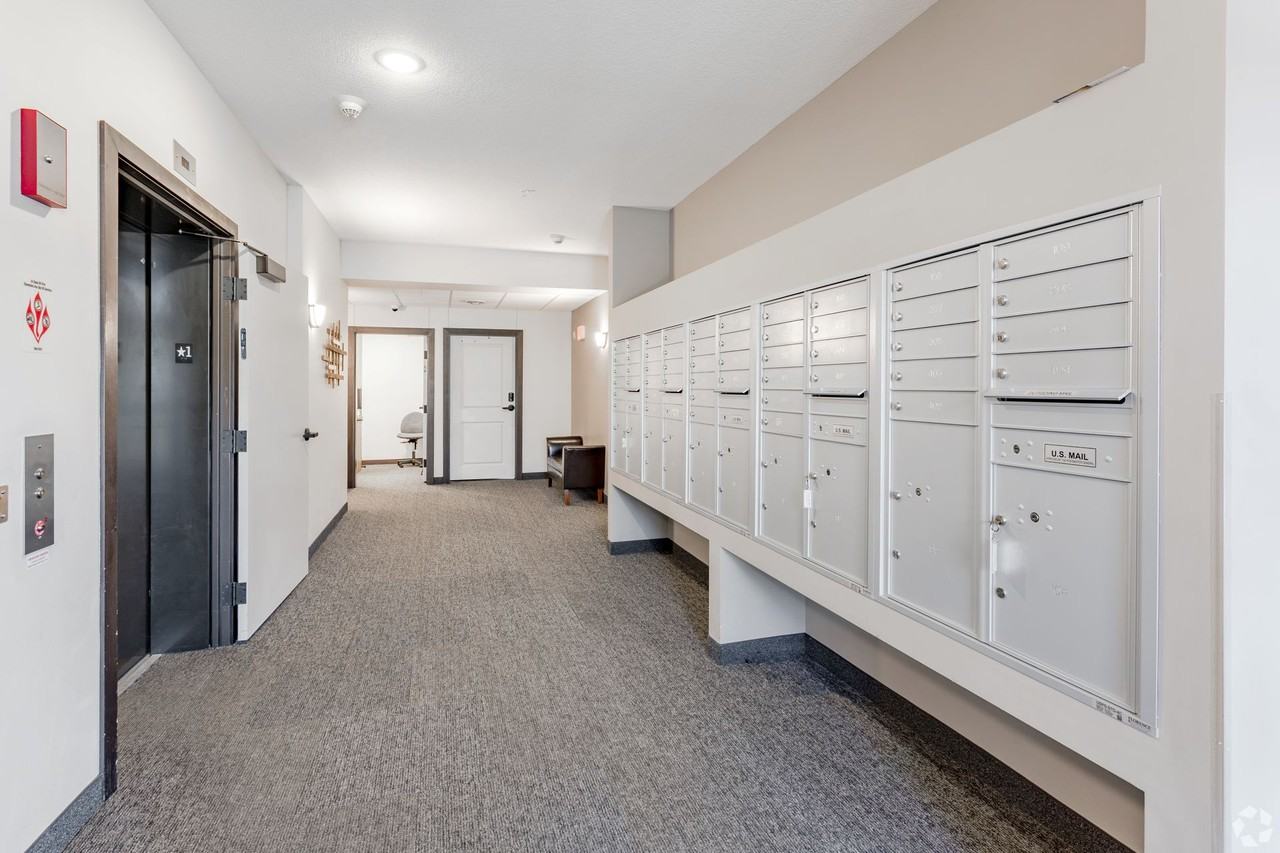 Rivertown Apartments - Photo 4 of 50