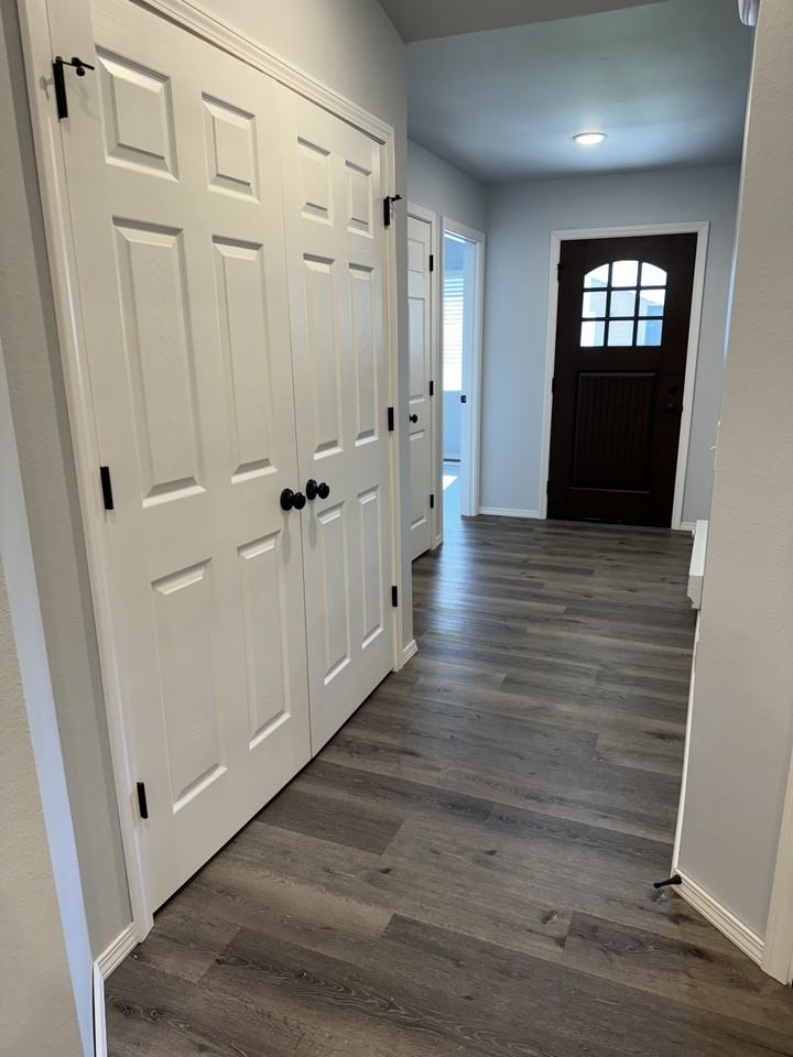 2479 Chestnut Dr - Photo 3 of 20