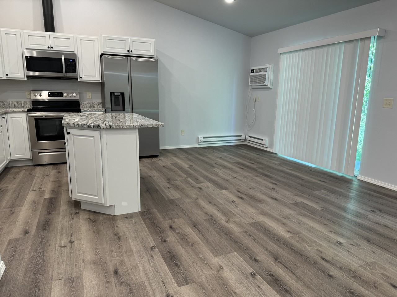 2479 Chestnut Dr - Photo 7 of 20